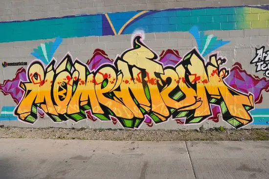 Momentum graphitti in Chicago